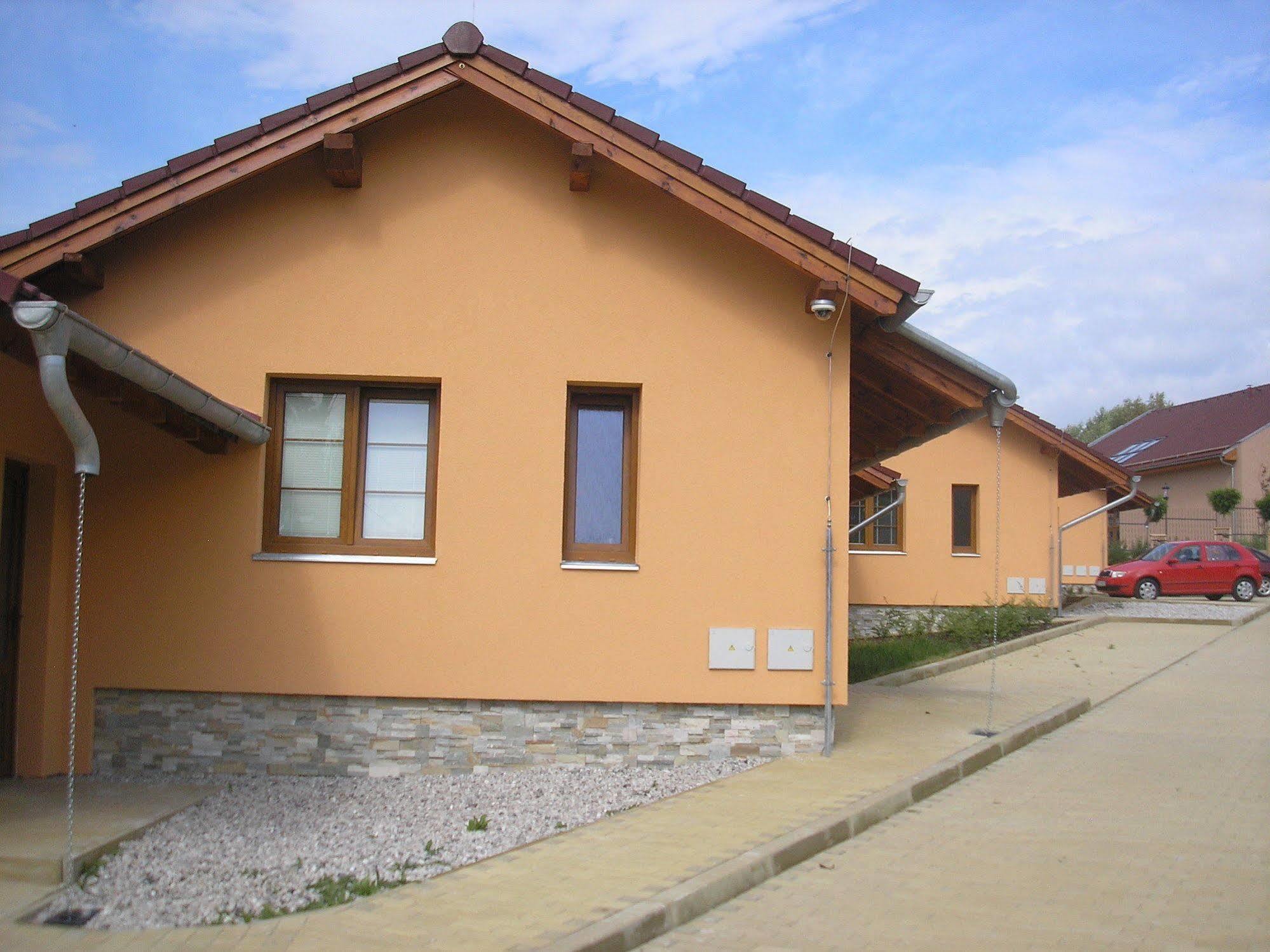 Penzion Harmonie Žlutice Εξωτερικό φωτογραφία